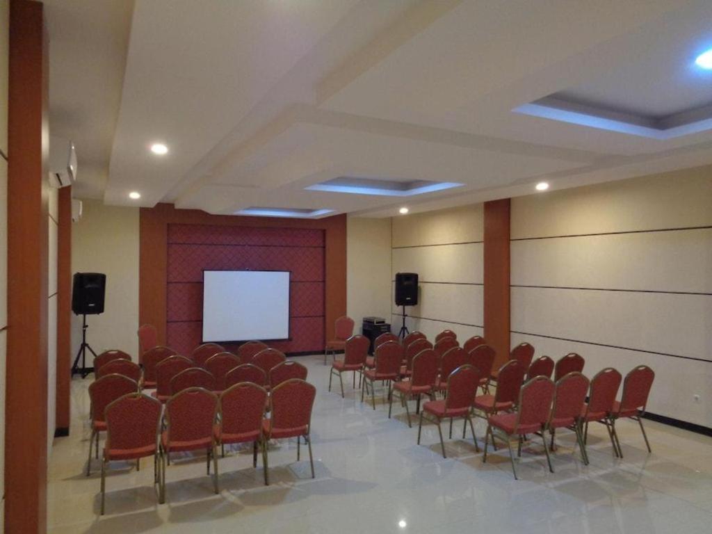 Grand Dian Hotel Slawi Tegal  Exterior photo