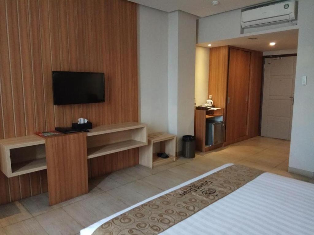Grand Dian Hotel Slawi Tegal  Exterior photo